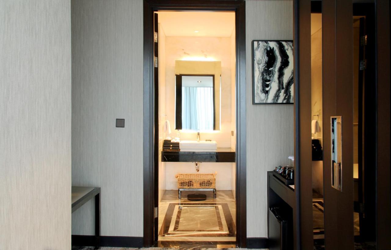 Jhl Solitaire Gading Serpong Tangerang Exterior photo
